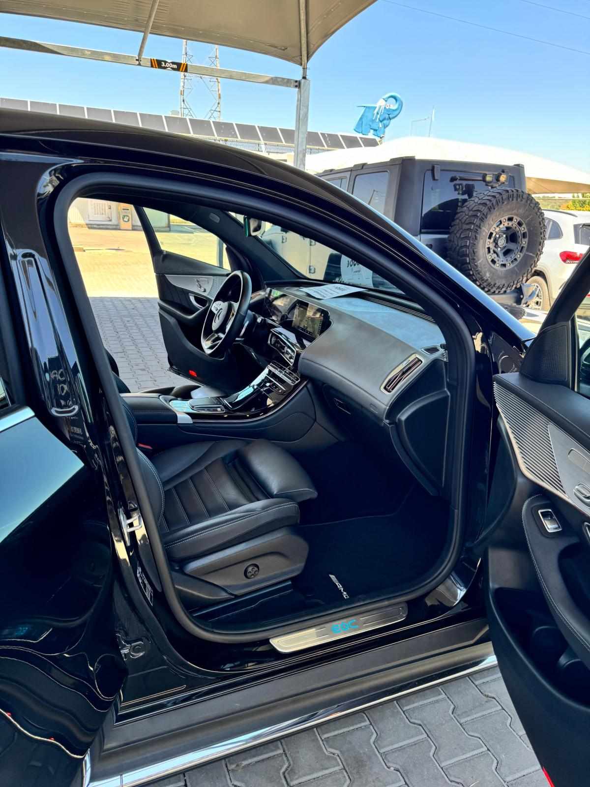 mercedes-benz-eqc-400-4matic-2022-eletrico