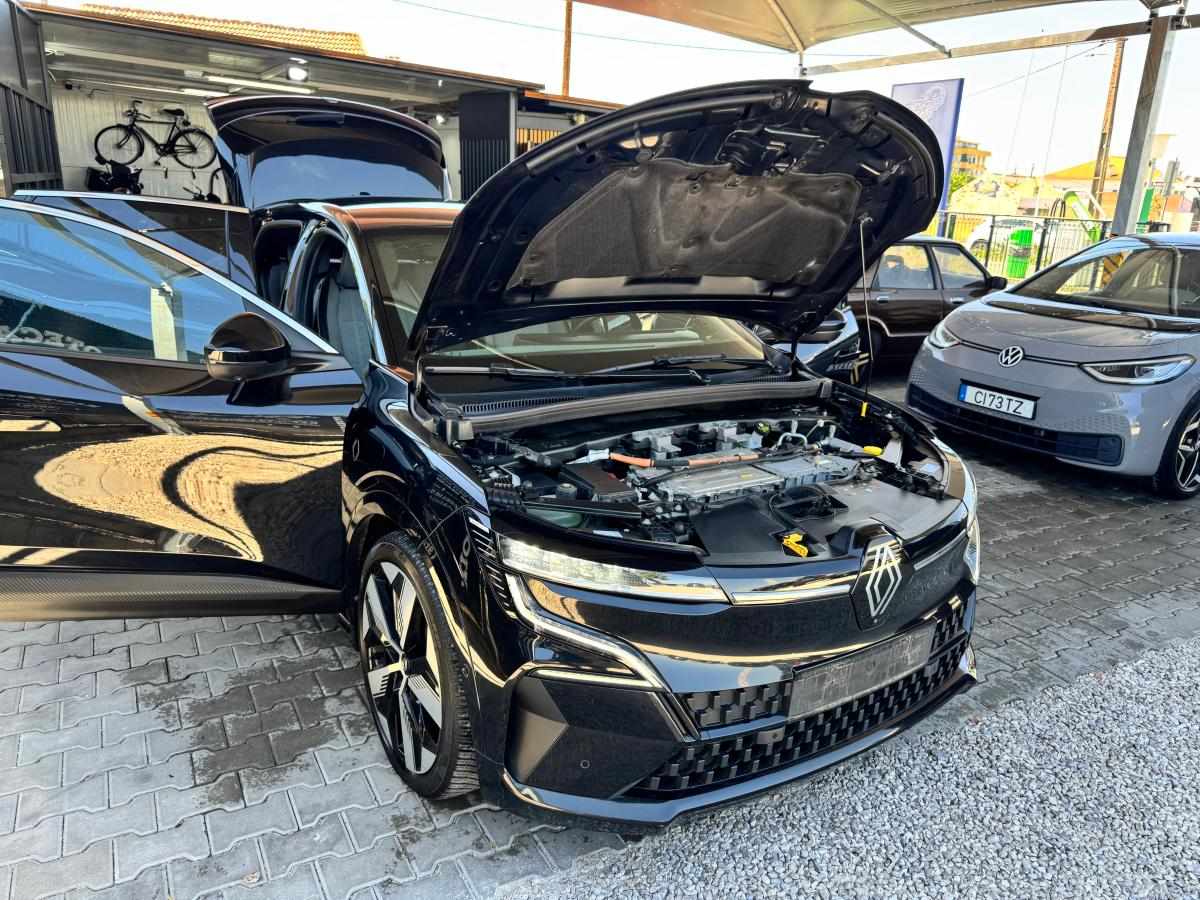 renault-megane-e-tech-ev60-2022-eletrico