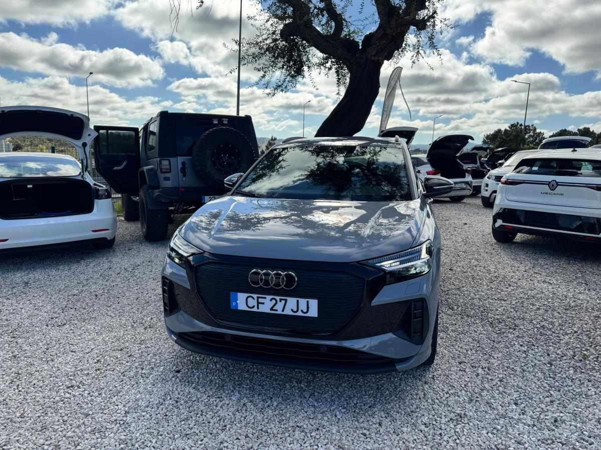 audi-q4-e-tron-40-e-tron-2021-eletrico