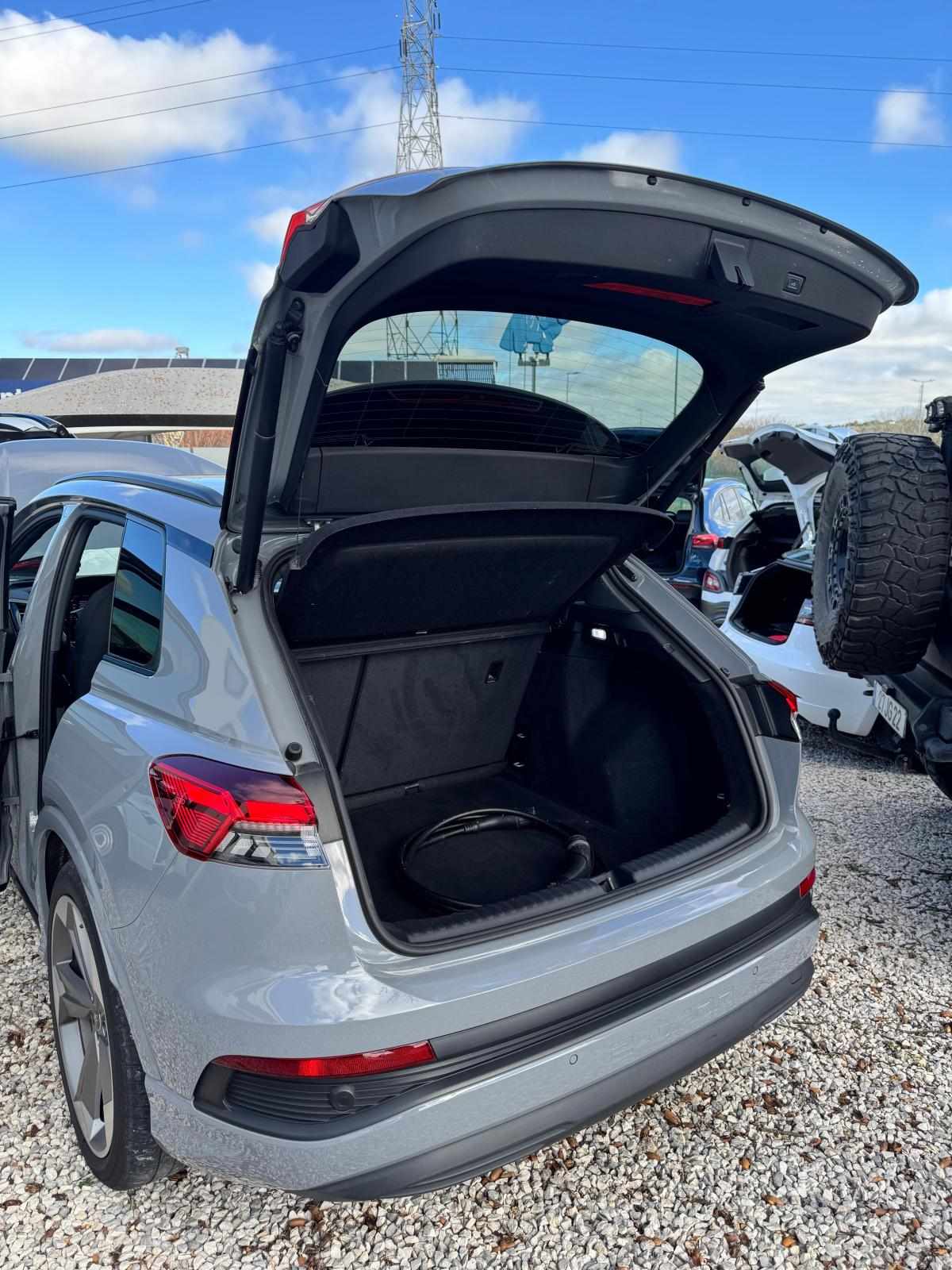 audi-q4-e-tron-40-e-tron-2021-eletrico
