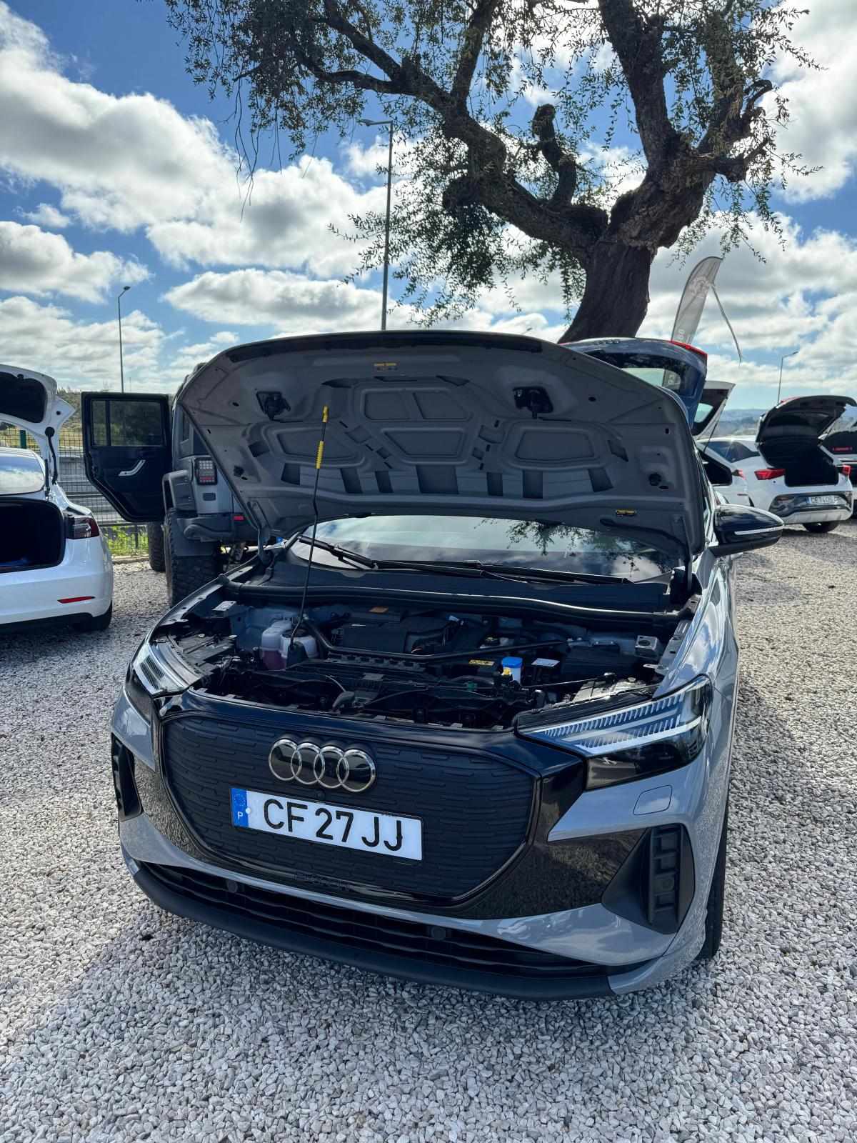 audi-q4-e-tron-40-e-tron-2021-eletrico