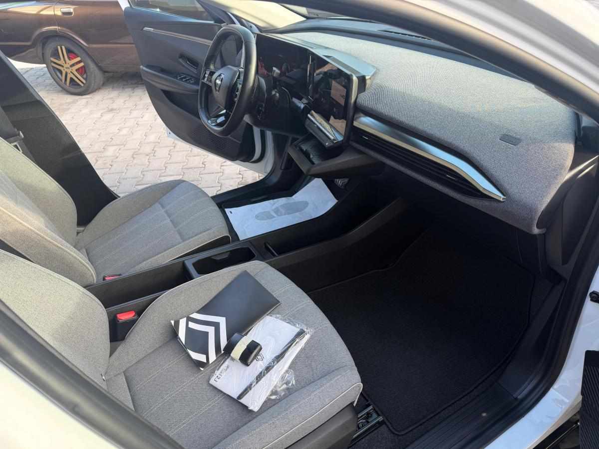 renault-megane-e-tech-ev40-2022-eletrico