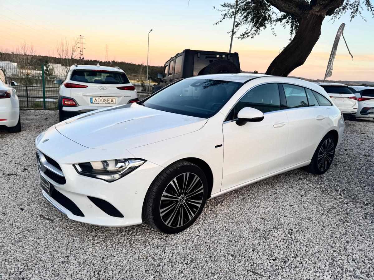 mercedes-benz-cla-250-e-2020-gasolina-1332cc