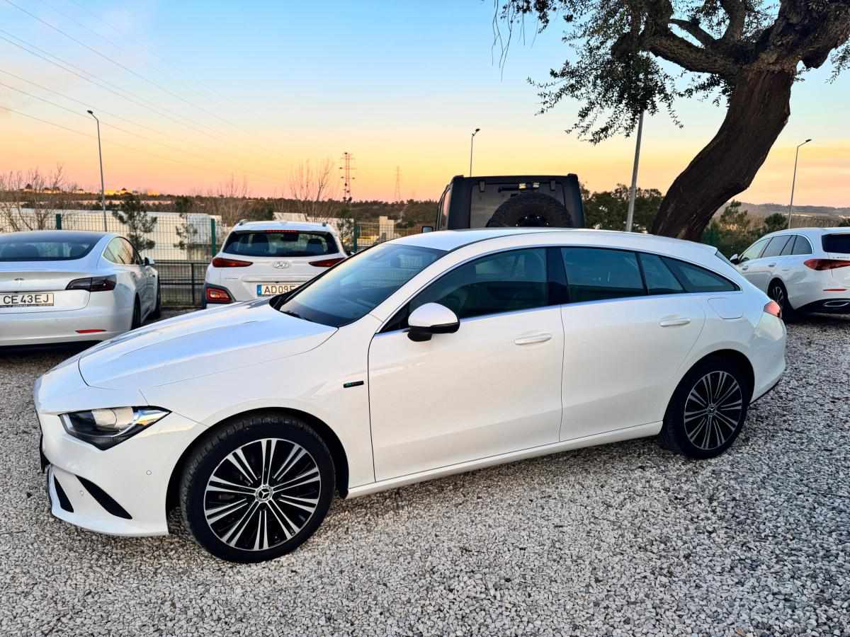 mercedes-benz-cla-250-e-2020-gasolina-1332cc