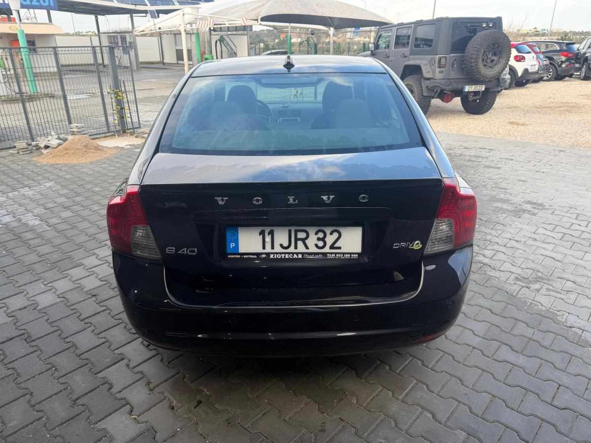 volvo-s40-1-6-d-2010-diesel-1560cc