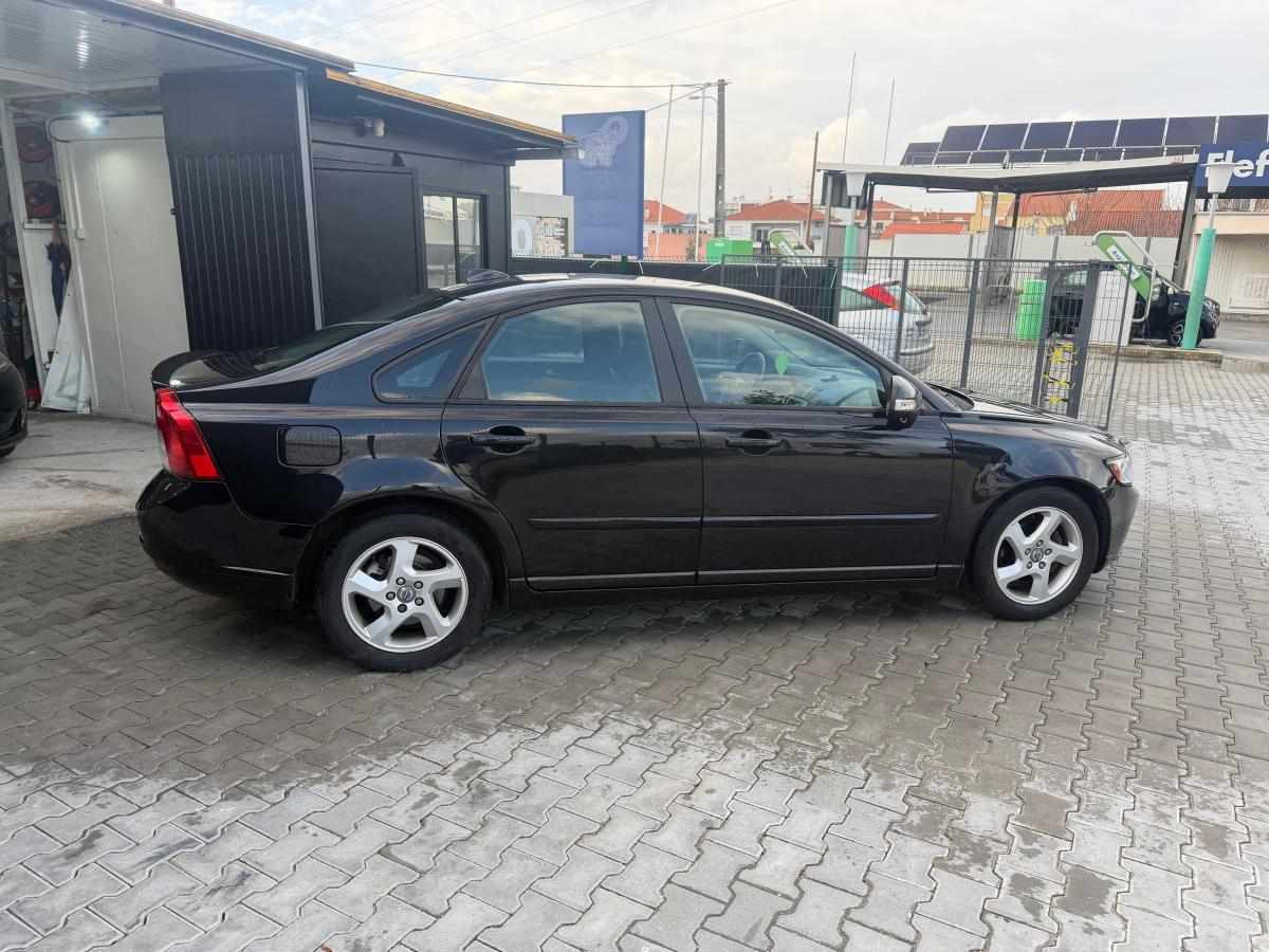 volvo-s40-1-6-d-2010-diesel-1560cc
