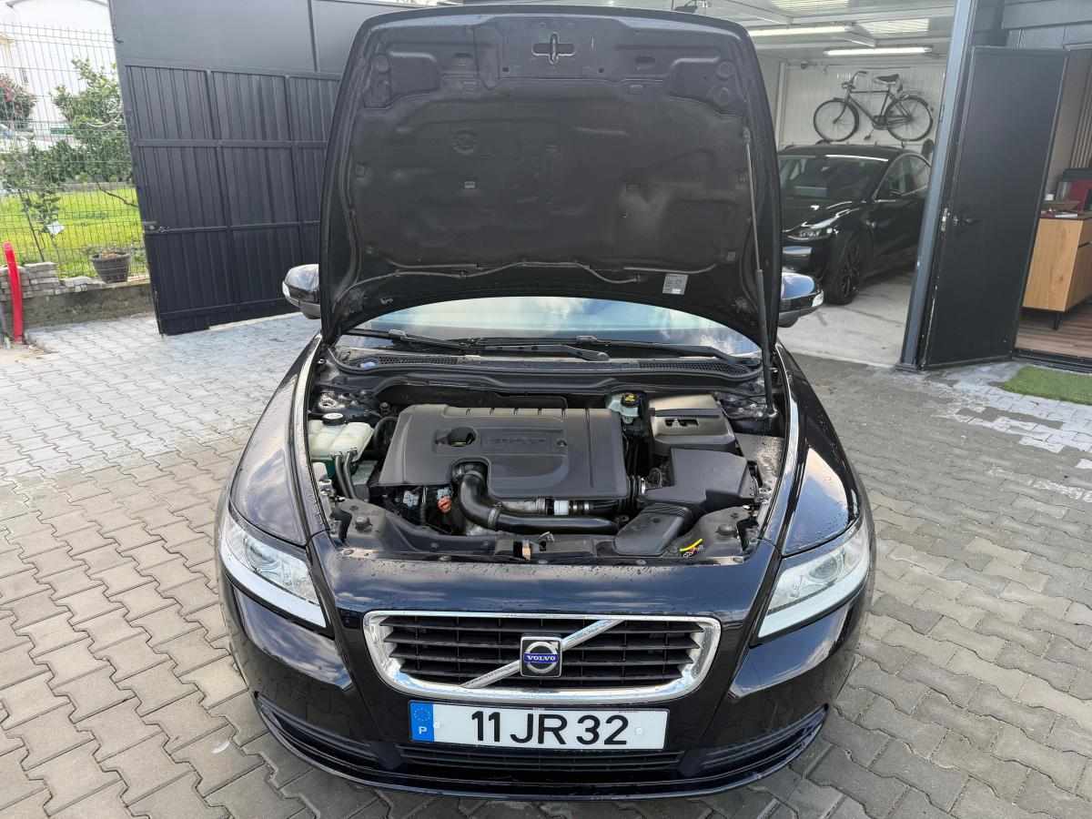 volvo-s40-1-6-d-2010-diesel-1560cc