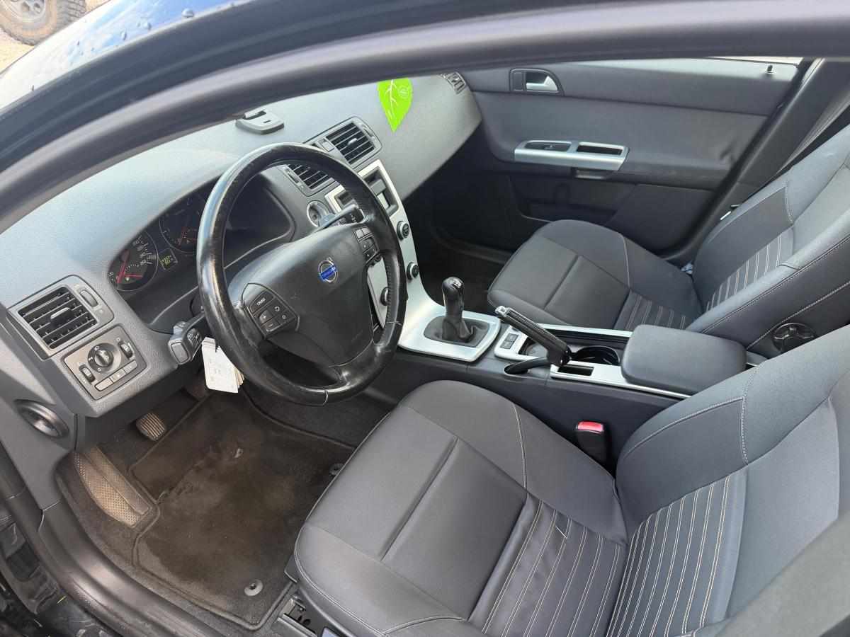 volvo-s40-1-6-d-2010-diesel-1560cc