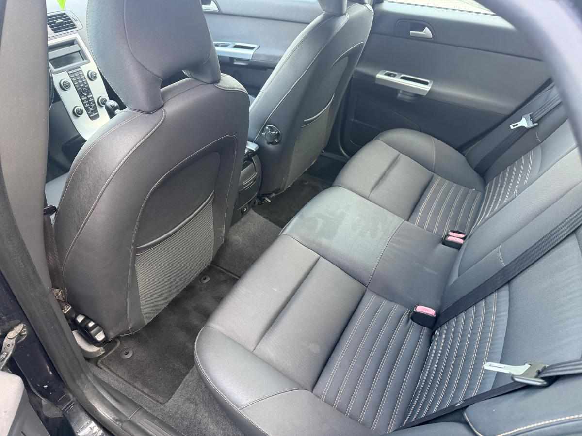 volvo-s40-1-6-d-2010-diesel-1560cc