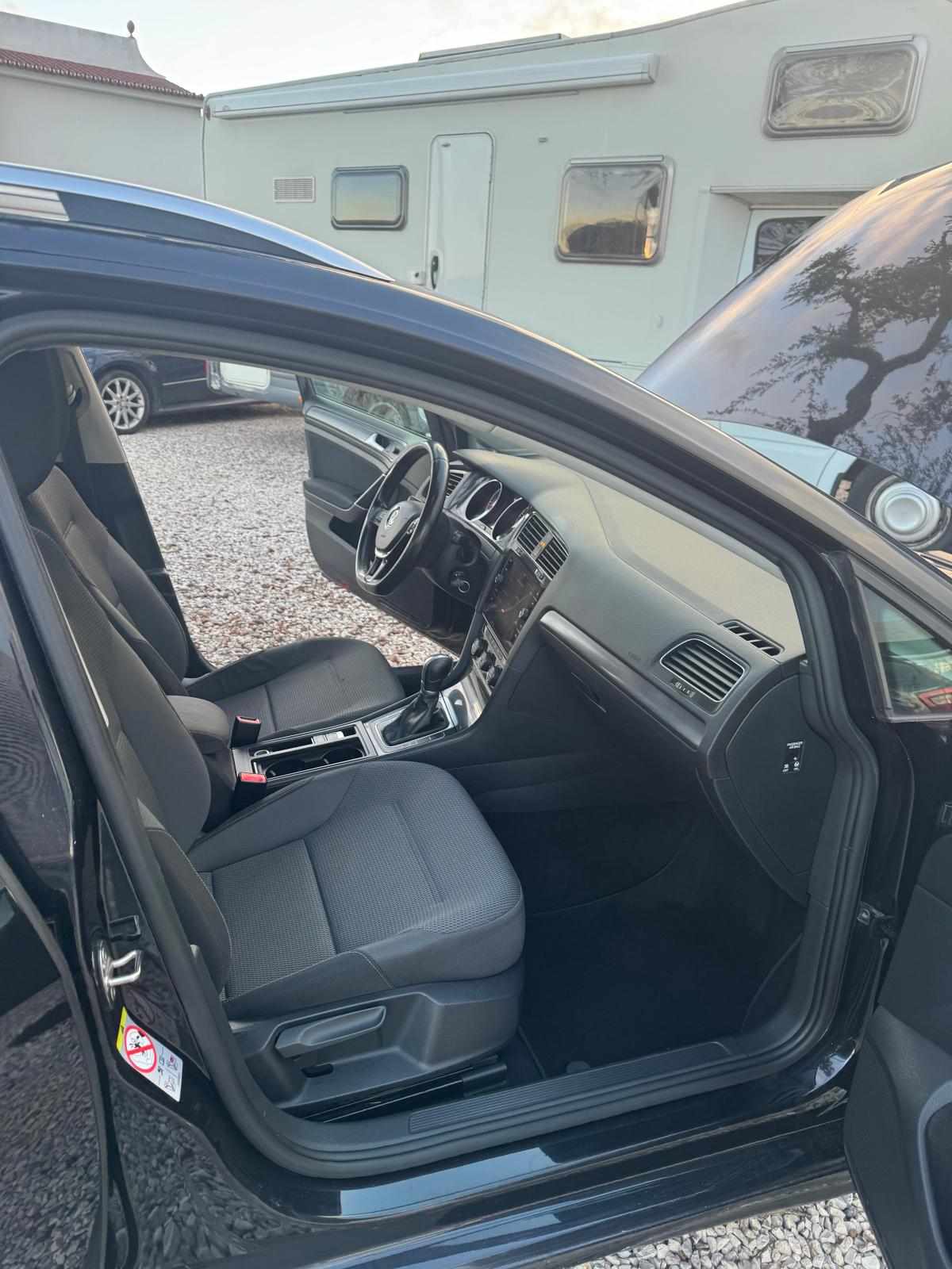 volkswagen-golf-1-6-tdi-bluemotion-2017-diesel-1598cc