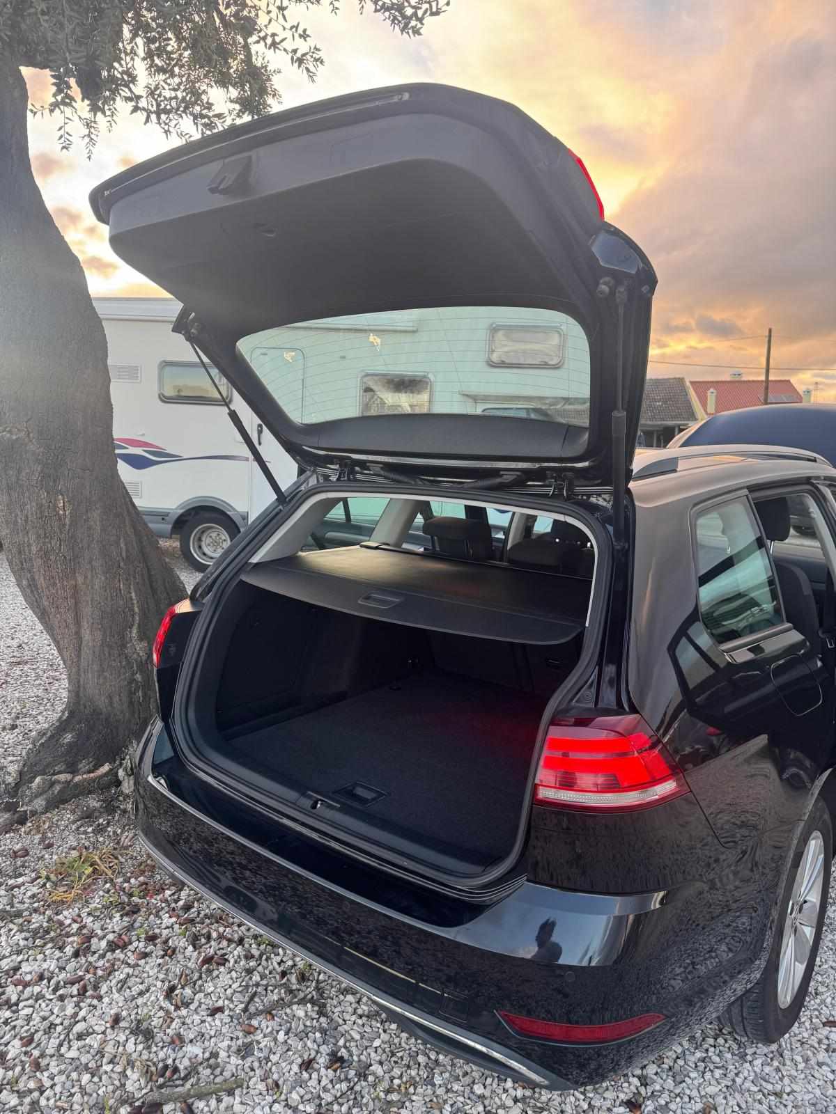 volkswagen-golf-1-6-tdi-bluemotion-2017-diesel-1598cc