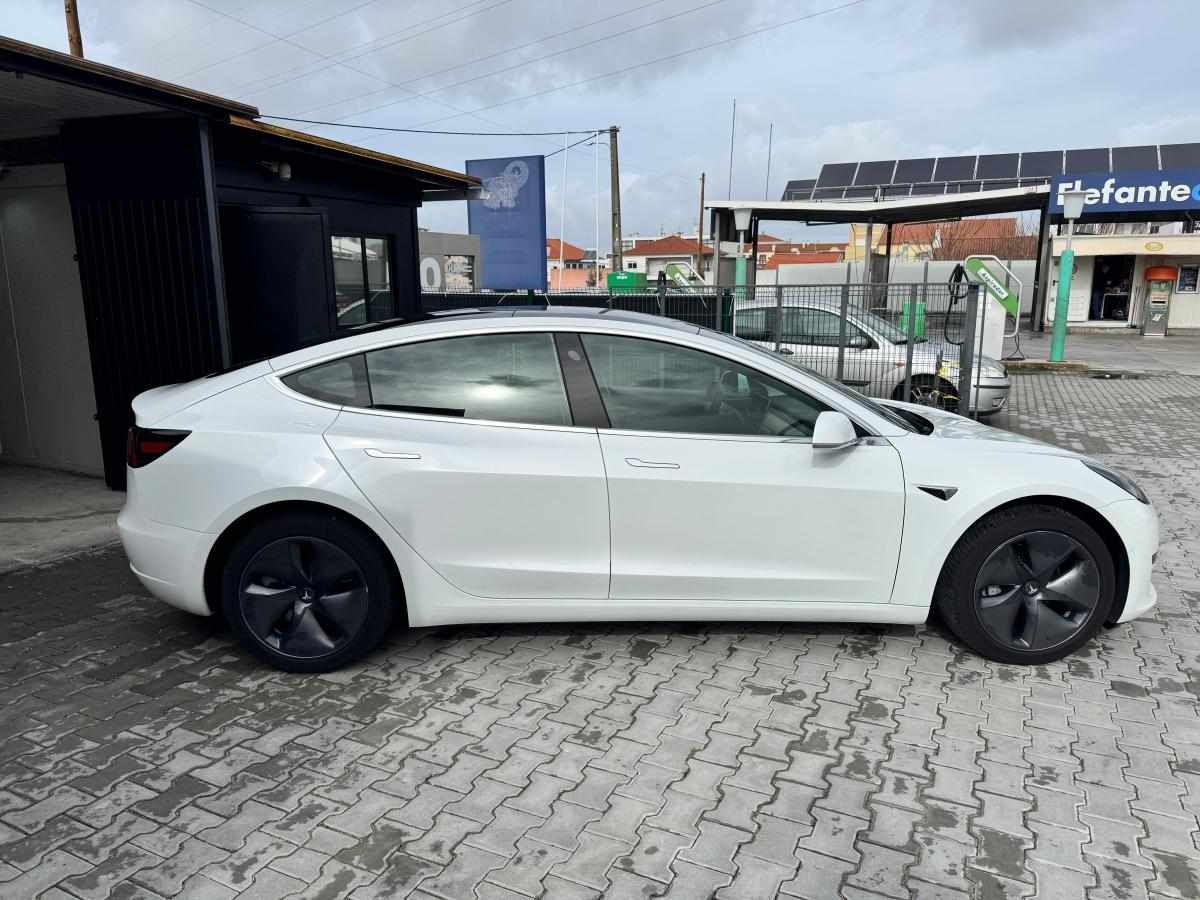 tesla-model-3-standard-range-plus-2020-eletrico