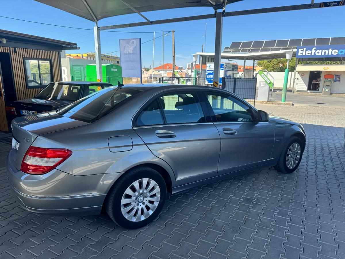 mercedes-benz-classe-c-c-220-cdi-2008-diesel-2148cc