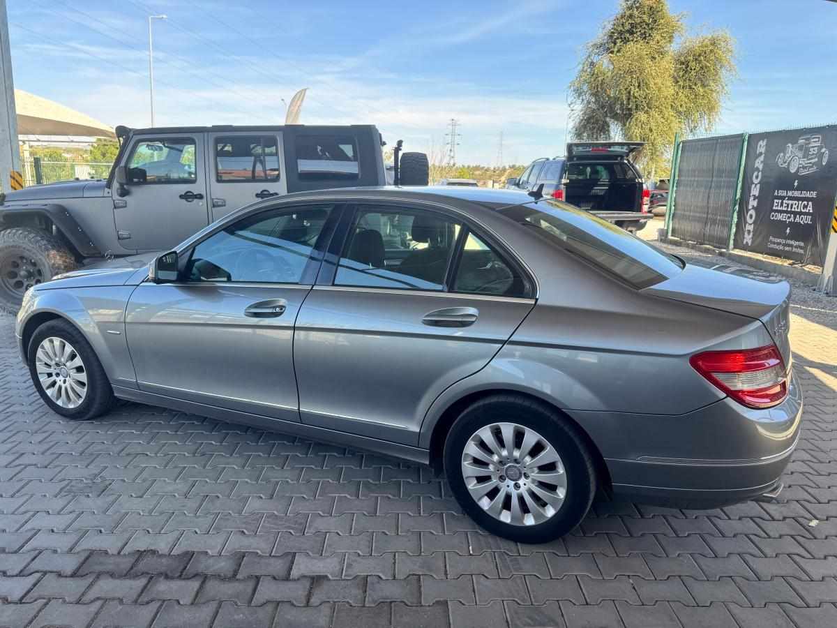 mercedes-benz-classe-c-c-220-cdi-2008-diesel-2148cc