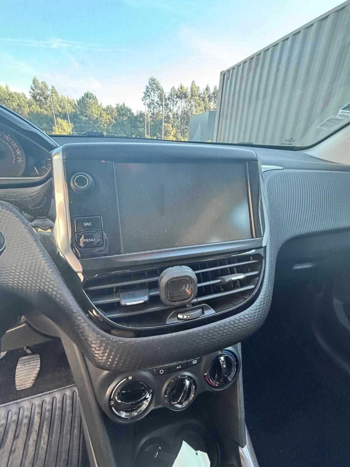 peugeot-2008-2016-gasolina-1199cc