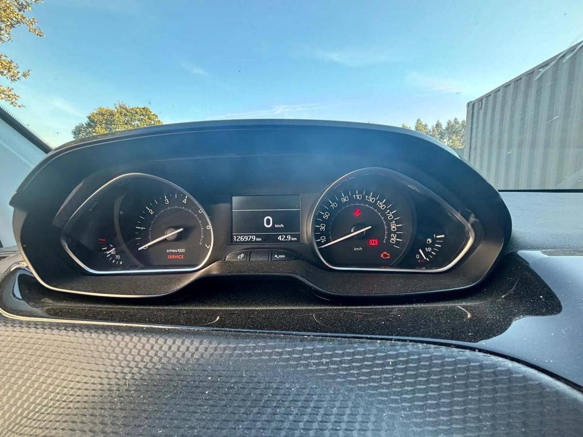 peugeot-2008-2016-gasolina-1199cc