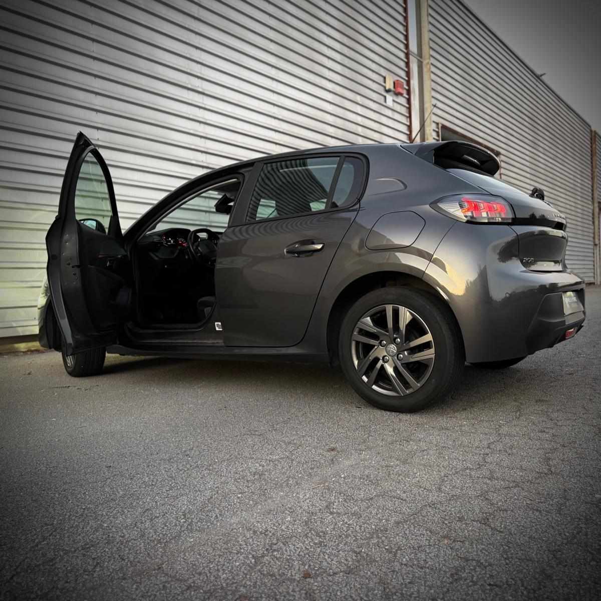 peugeot-208-1-2-puretech-2022-gasolina-1199cc