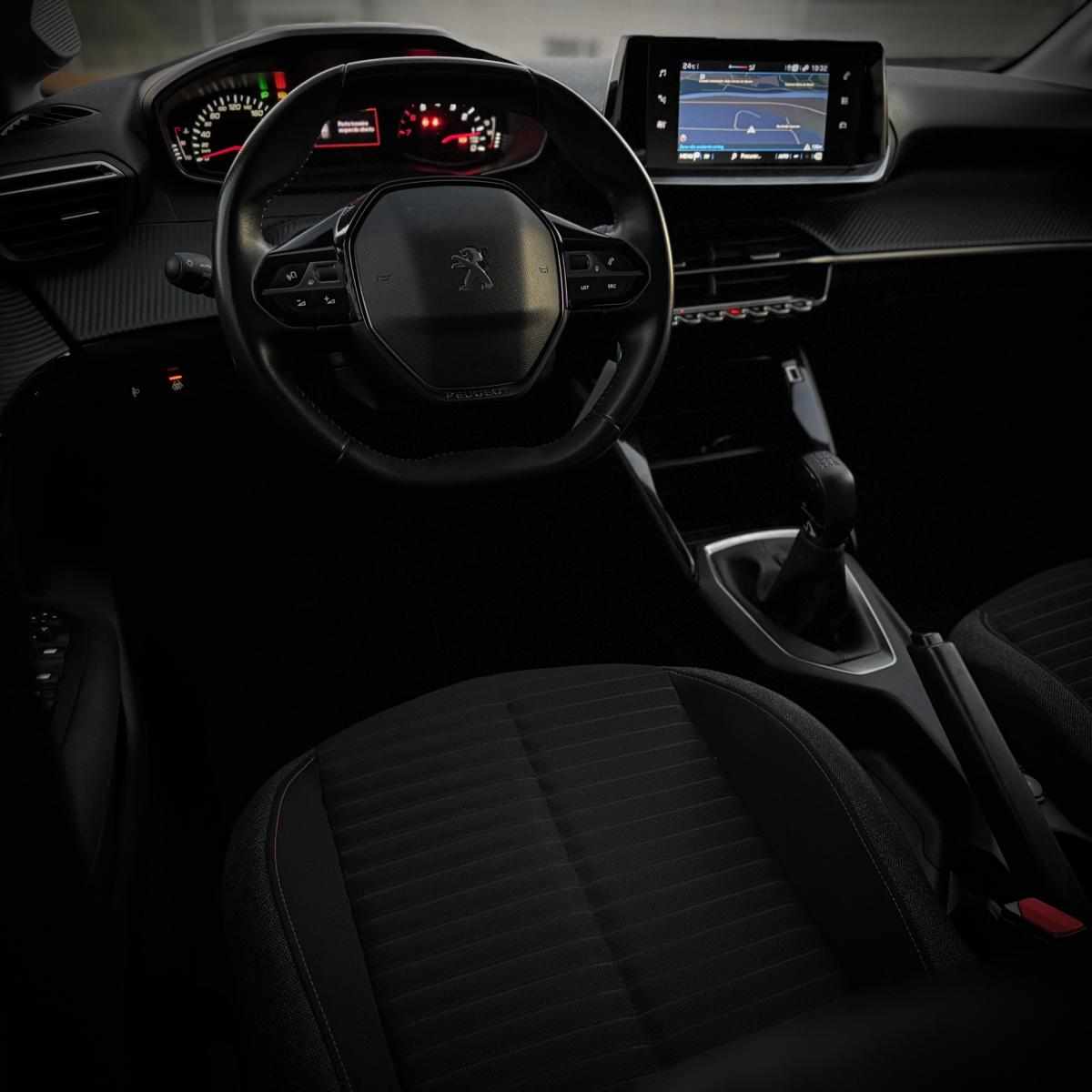 peugeot-208-1-2-puretech-2022-gasolina-1199cc