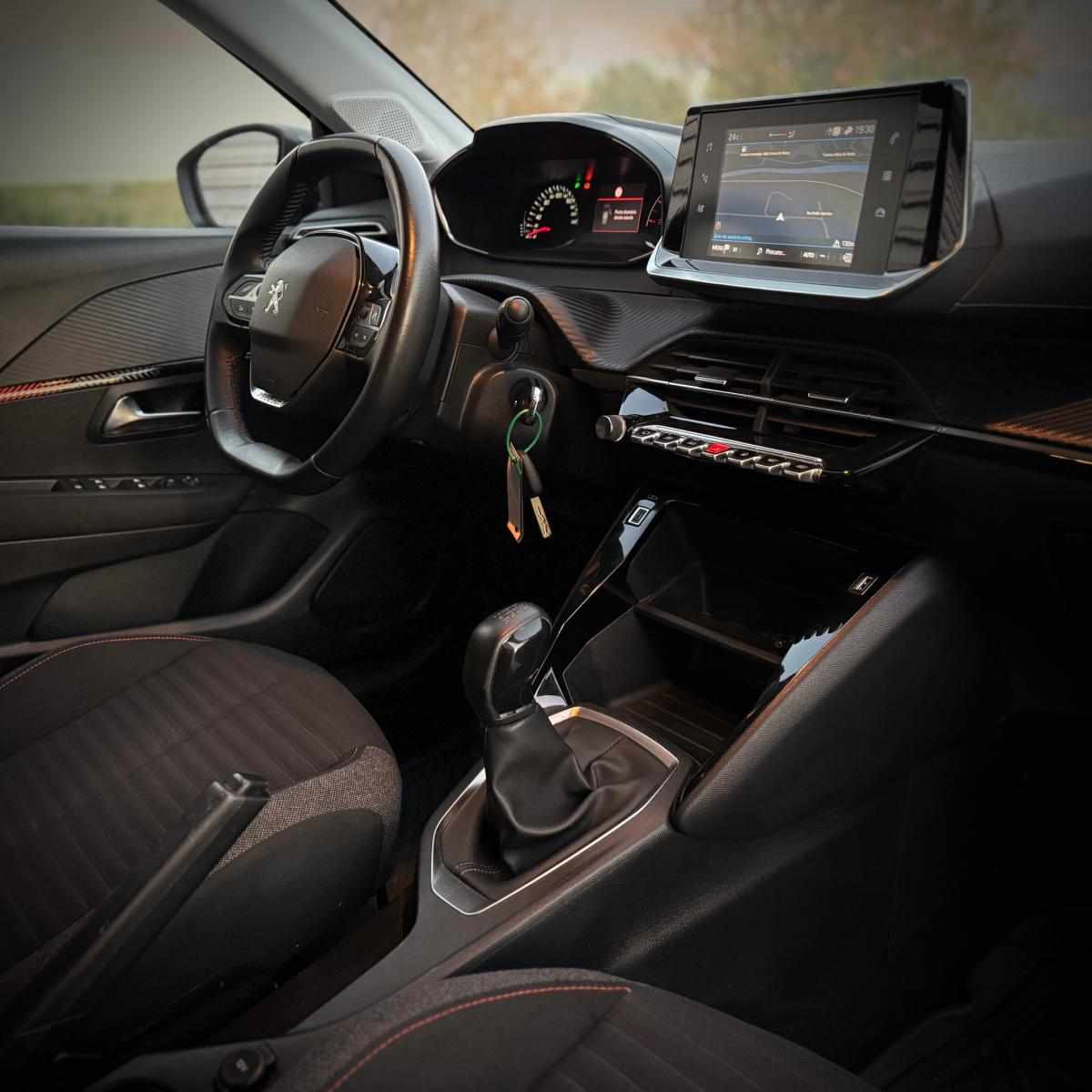 peugeot-208-1-2-puretech-2022-gasolina-1199cc
