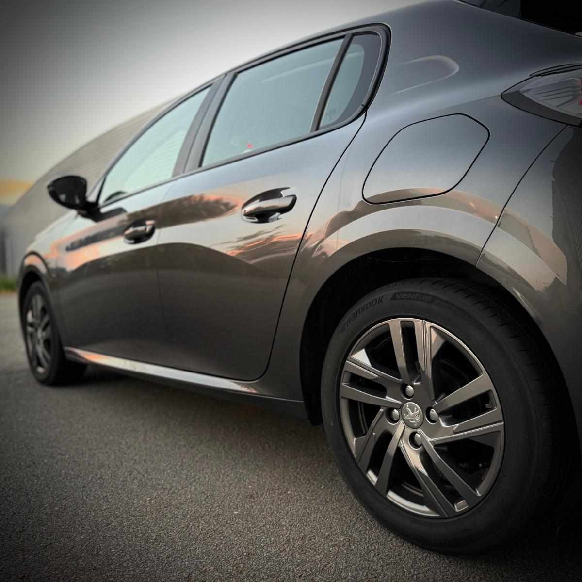 peugeot-208-1-2-puretech-2022-gasolina-1199cc