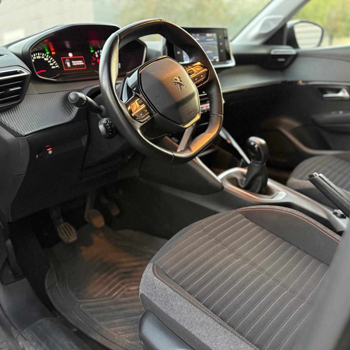 peugeot-208-1-2-puretech-2022-gasolina-1199cc