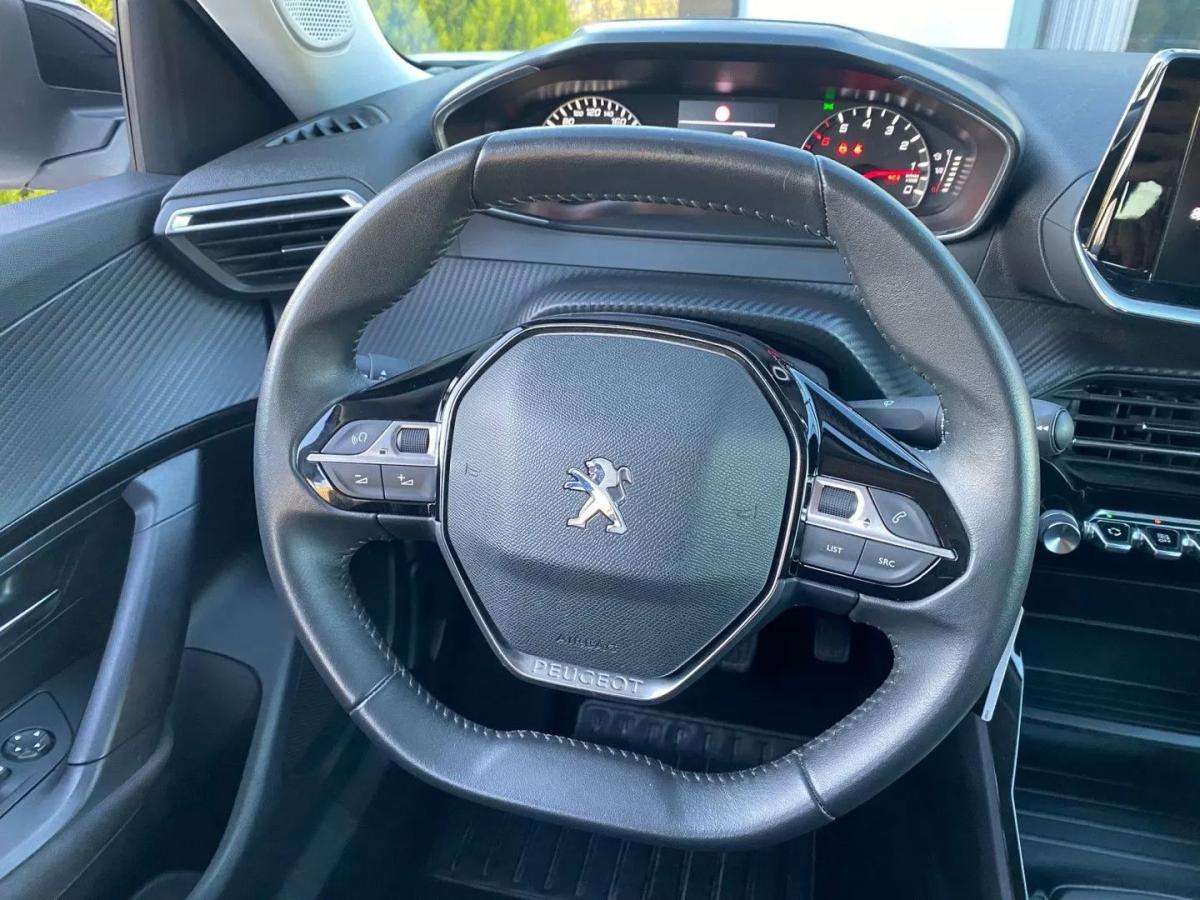 peugeot-2008-2022-gasolina-1199cc