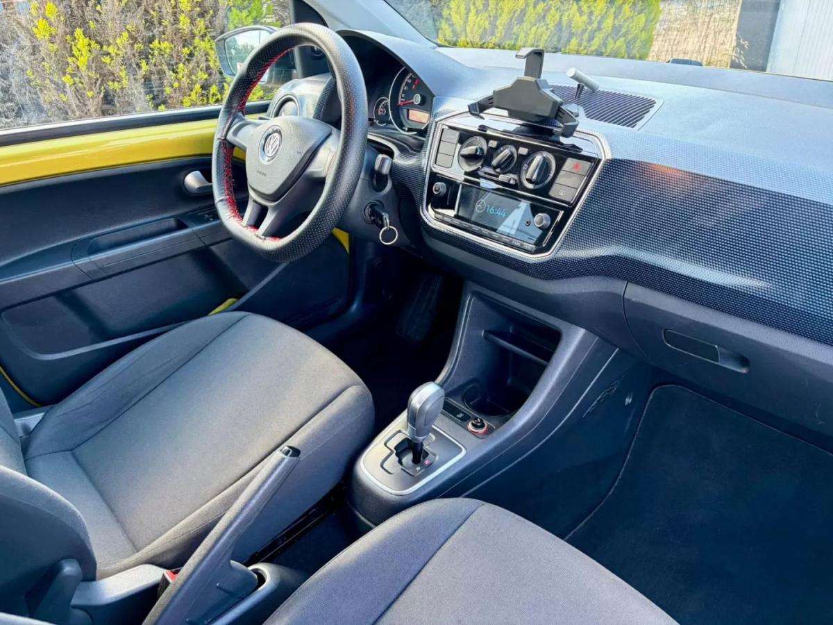 volkswagen-up-2018-gasolina-999cc