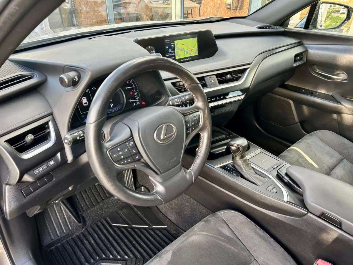 lexus-ux-2021-hibrido-a-gasolina-1998cc