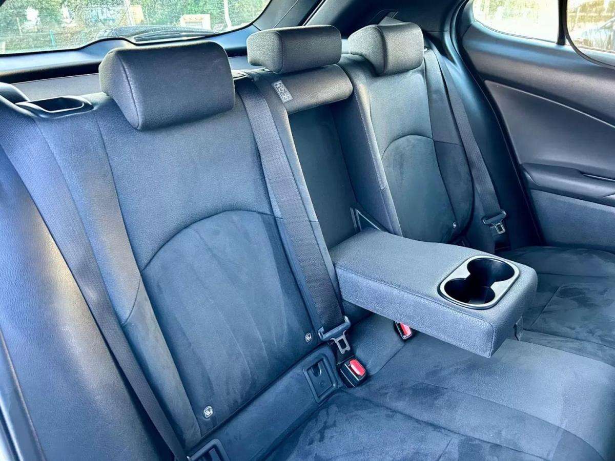 lexus-ux-2021-hibrido-a-gasolina-1998cc