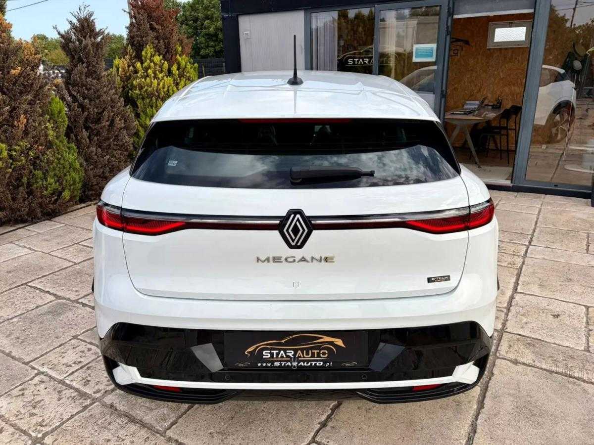 renault-megane-e-tech-2023-eletrico-0cc