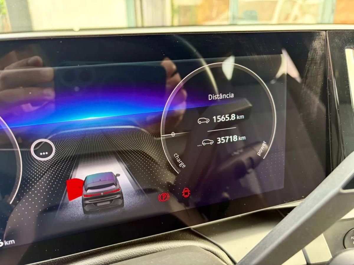 renault-megane-e-tech-2023-eletrico-0cc