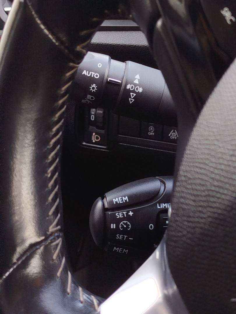 peugeot-308-2018-gasolina-1199cc