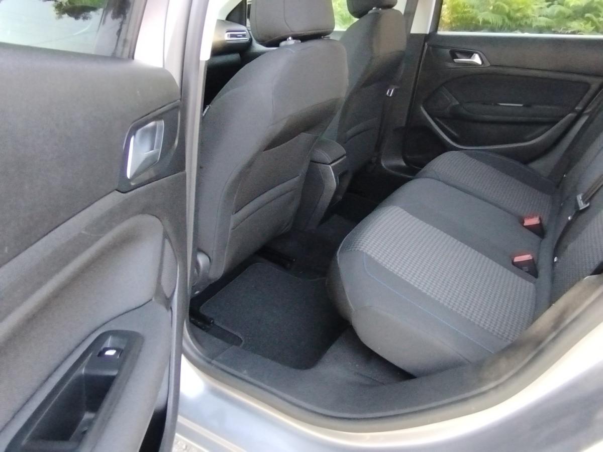 peugeot-308-sw-2018-gasolina-1199cc