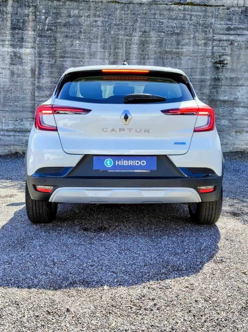 renault-captur-2022-hibrido-1598cc