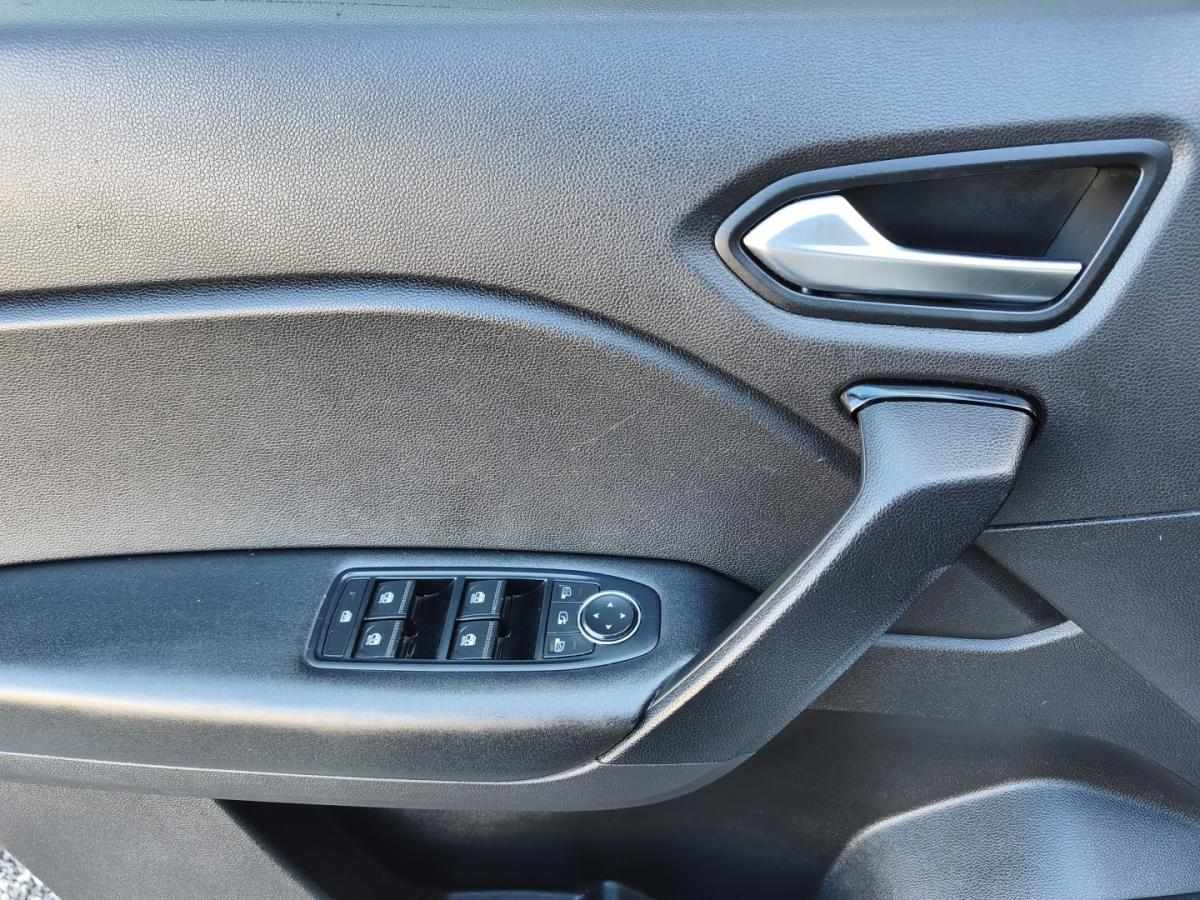 renault-captur-2022-hibrido-1598cc