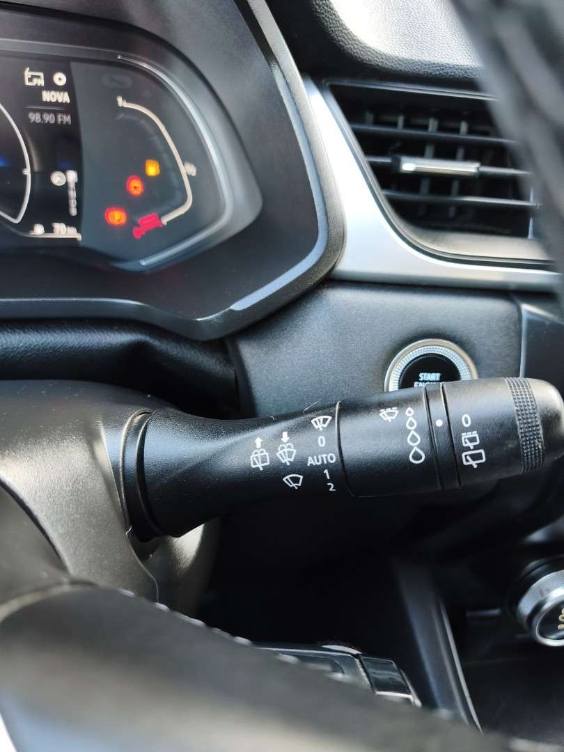 renault-captur-2022-hibrido-1598cc