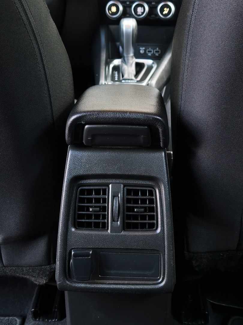 renault-captur-2022-hibrido-1598cc