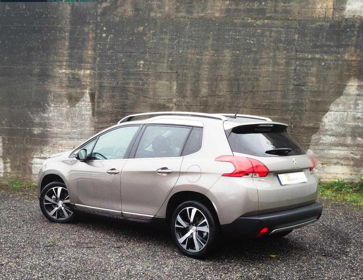 peugeot-2008-2015-gasolina-1199cc