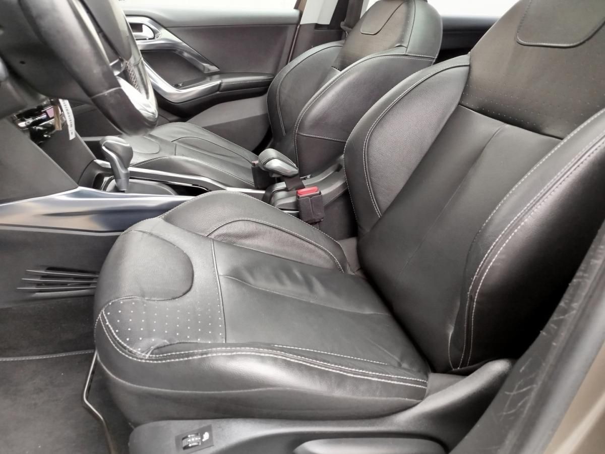 peugeot-2008-2015-gasolina-1199cc