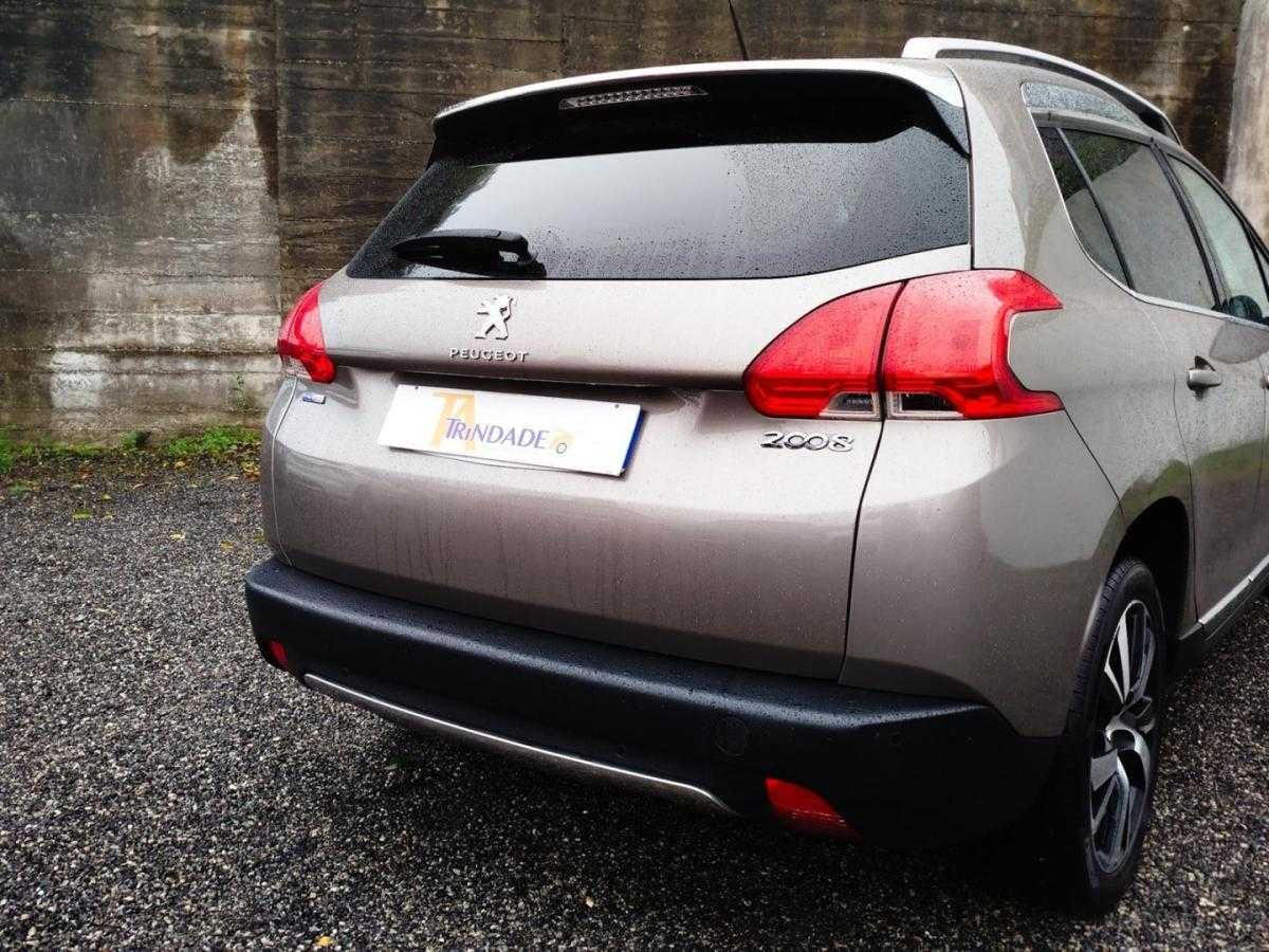 peugeot-2008-2015-gasolina-1199cc