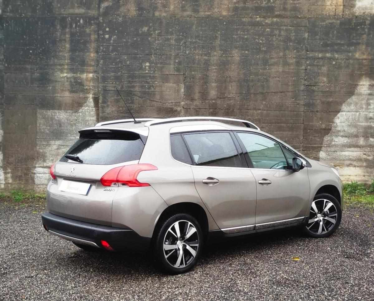 peugeot-2008-2015-gasolina-1199cc