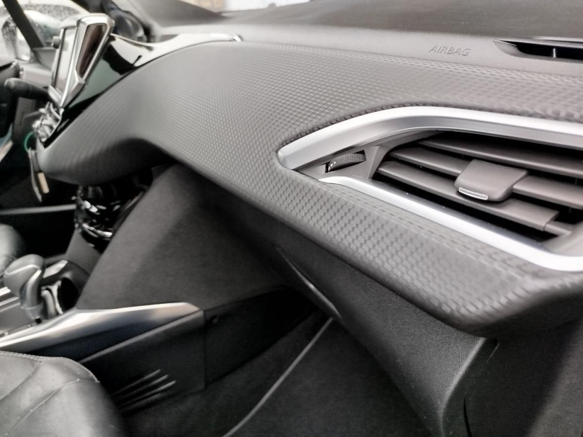 peugeot-2008-2015-gasolina-1199cc