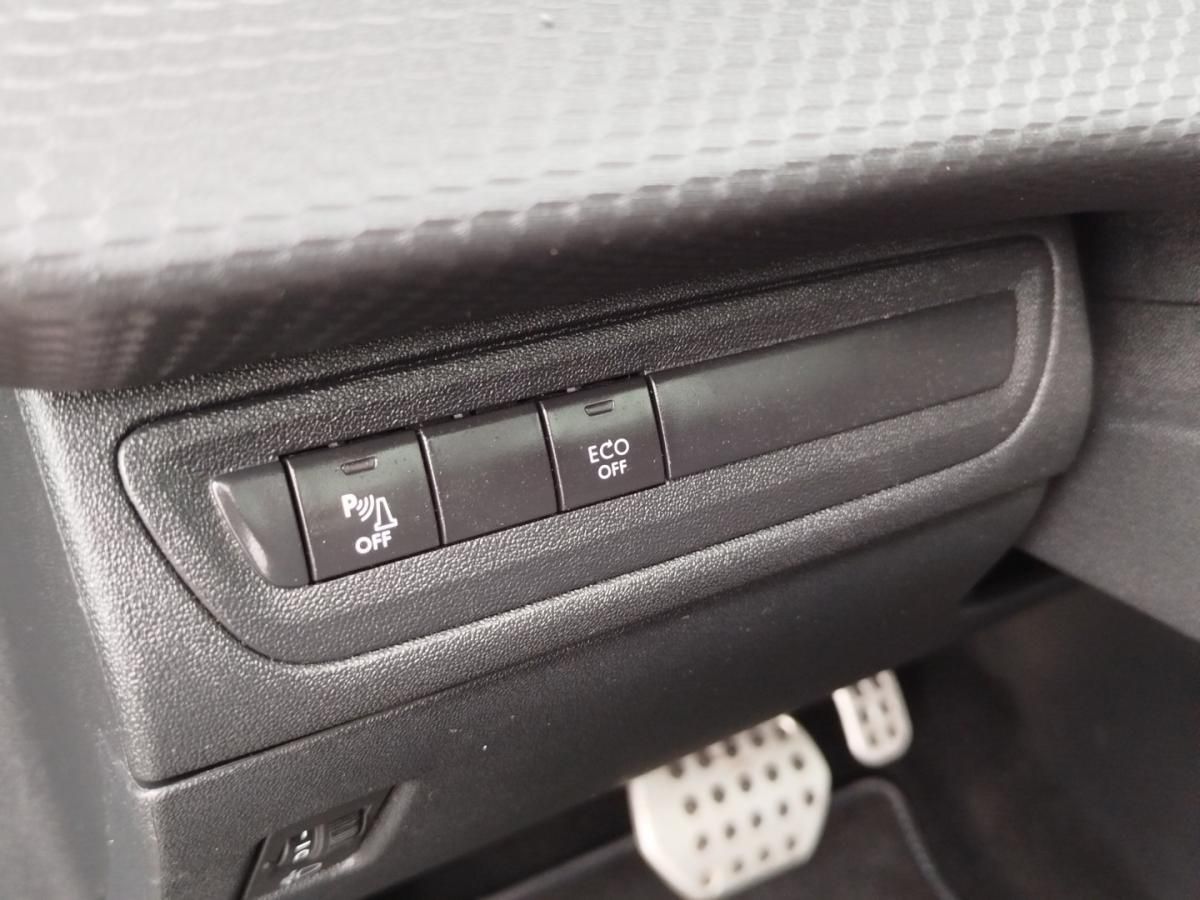 peugeot-2008-2015-gasolina-1199cc