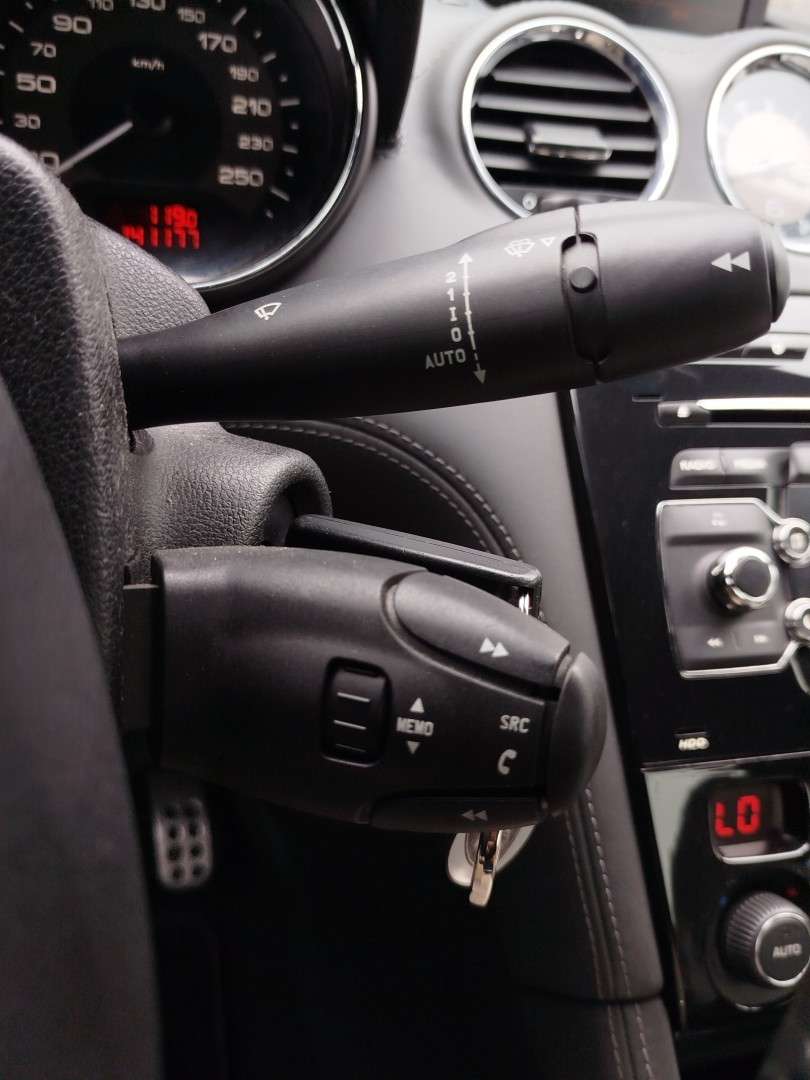 peugeot-rcz-2010-gasolina-1598cc