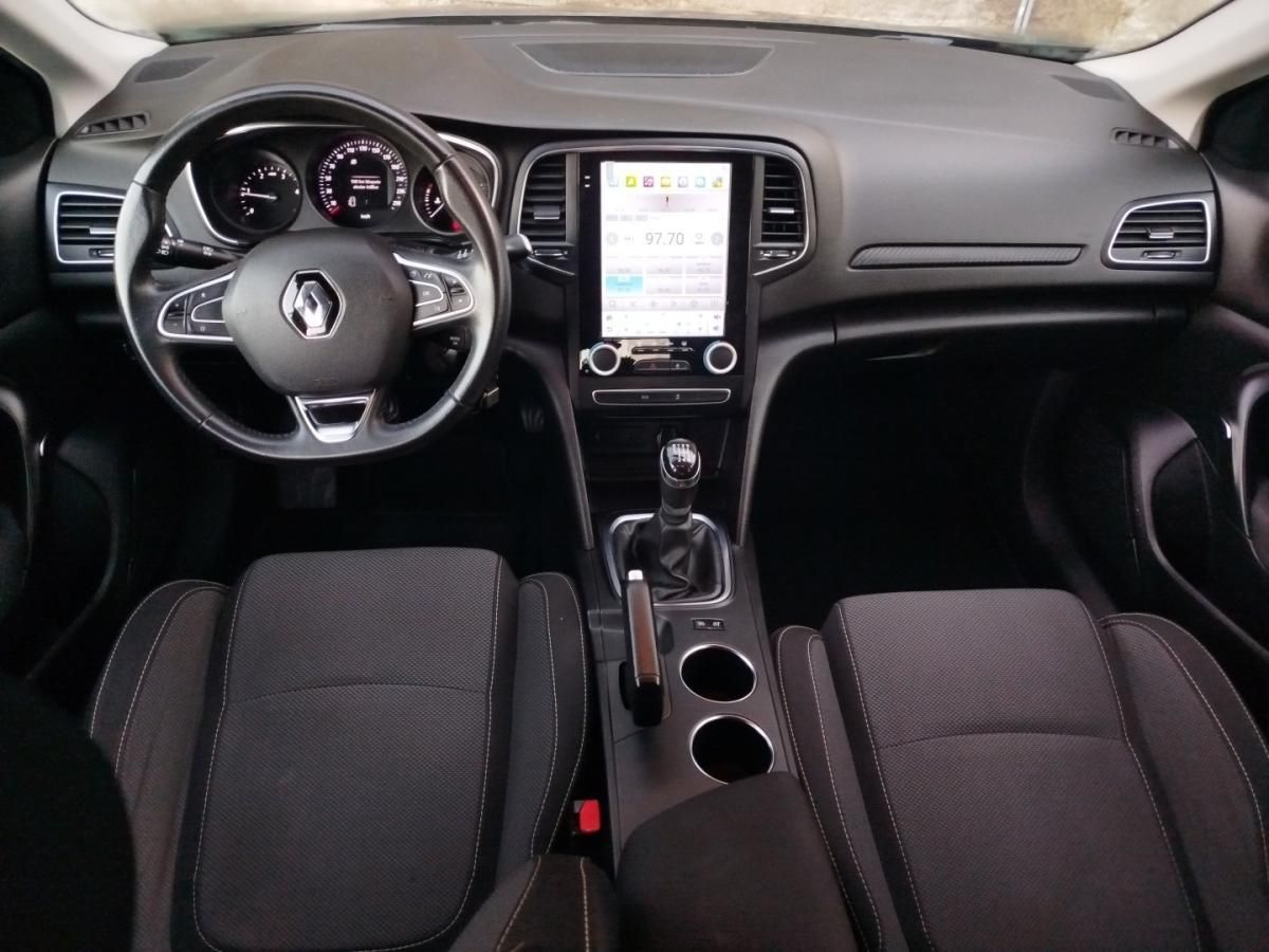 renault-megane-sport-tourer-2019-diesel-1461cc