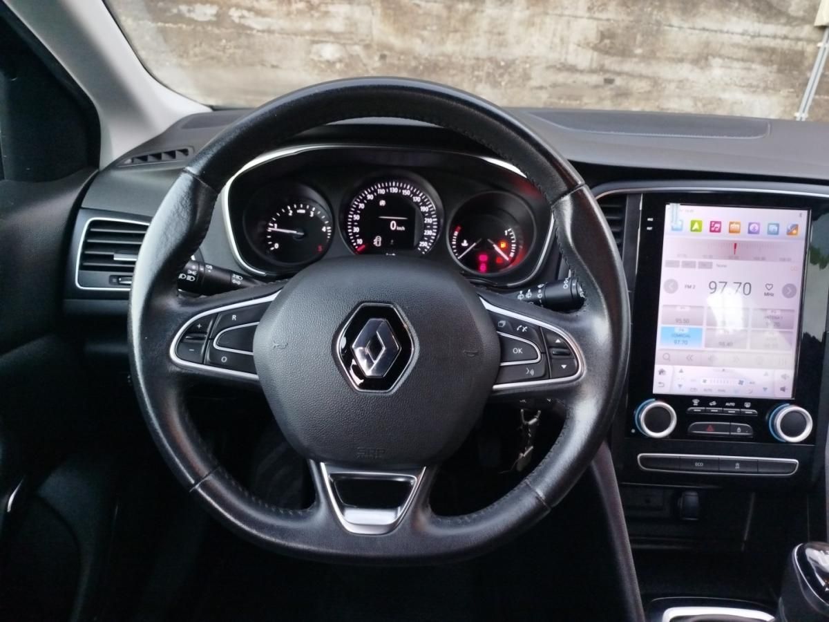 renault-megane-sport-tourer-2019-diesel-1461cc