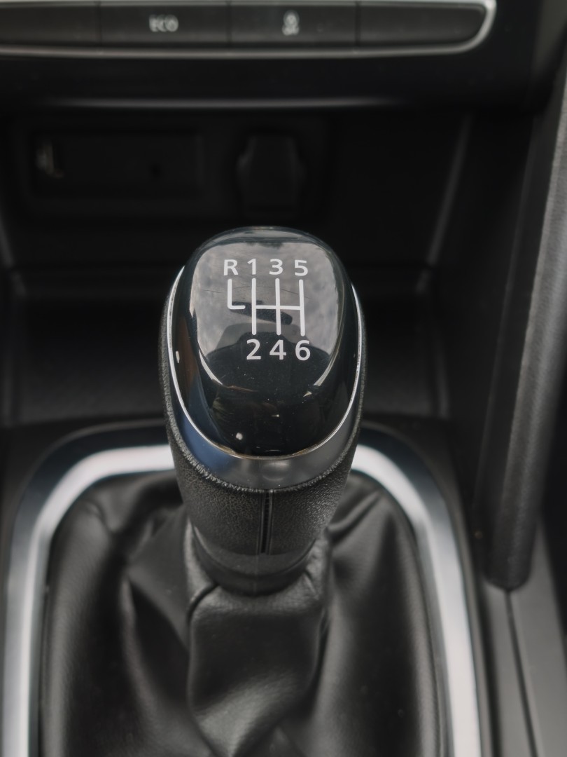 renault-megane-sport-tourer-2019-diesel-1461cc