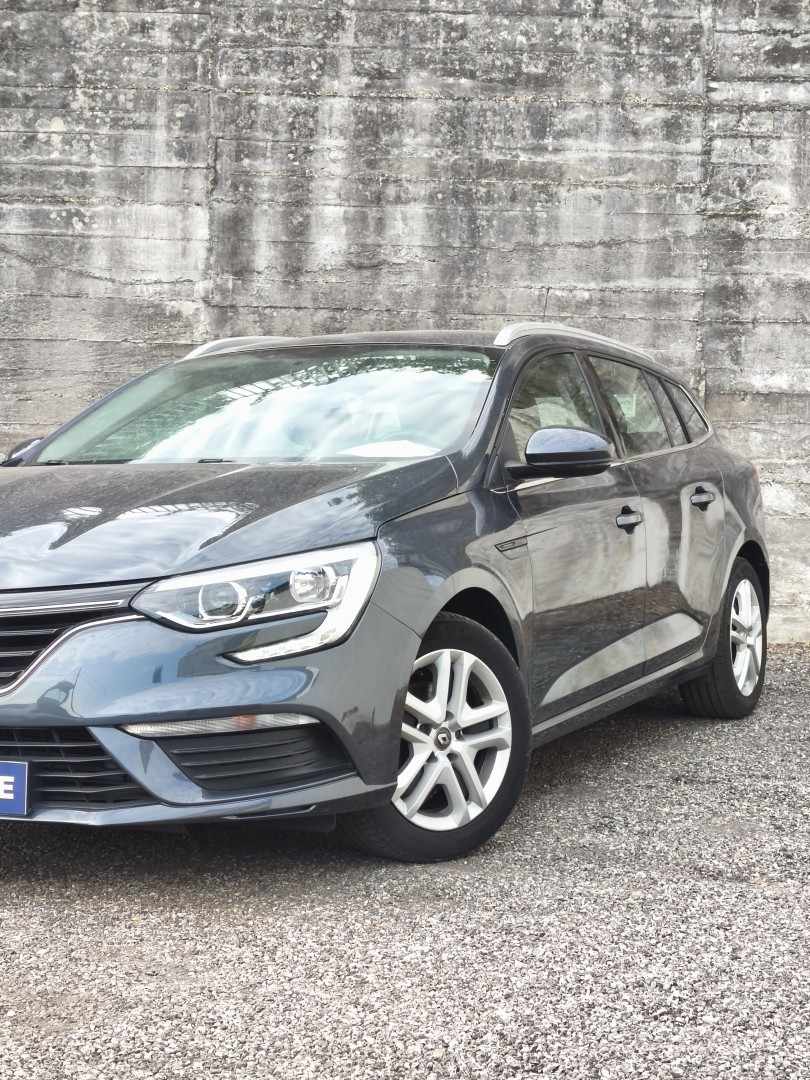 renault-megane-sport-tourer-2019-diesel-1461cc