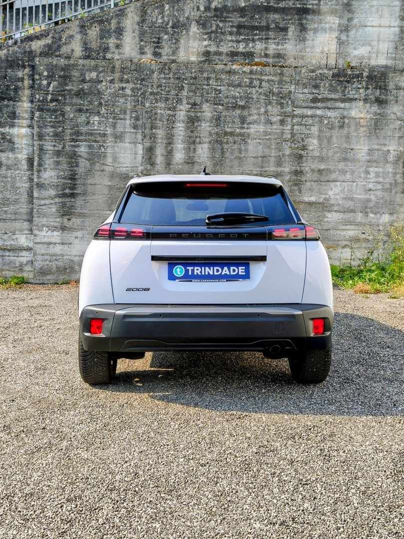 peugeot-2008-2024-gasolina-1199cc