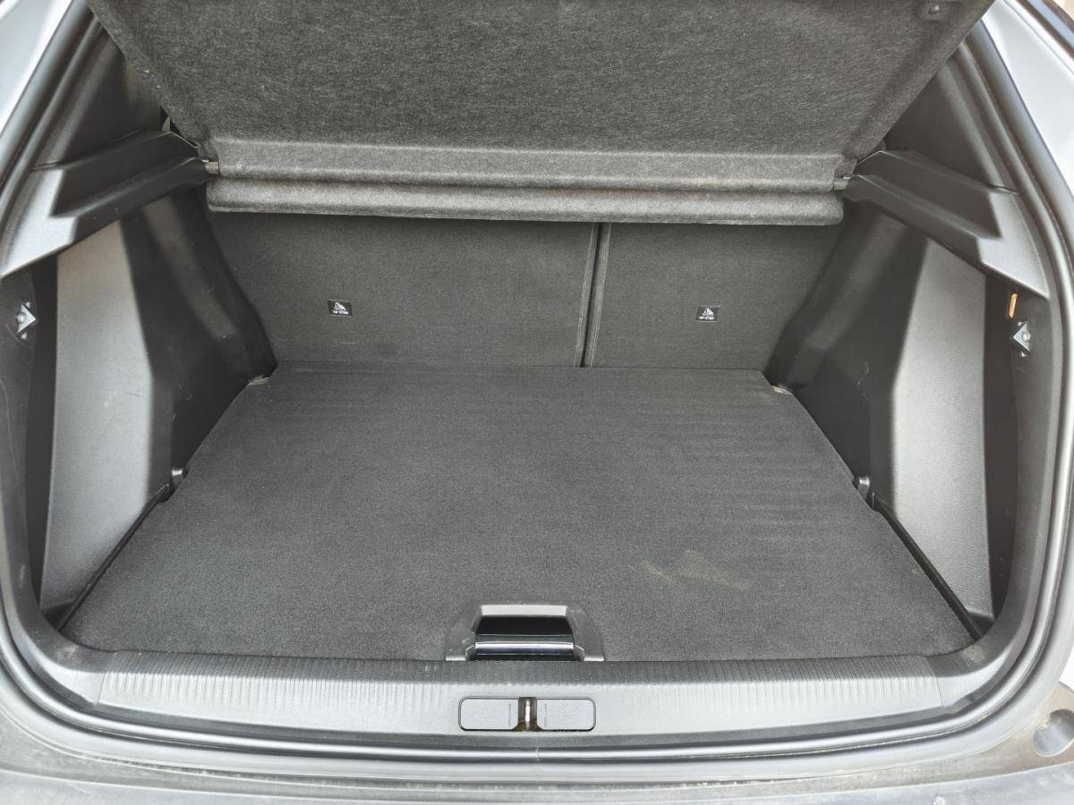peugeot-2008-2024-gasolina-1199cc